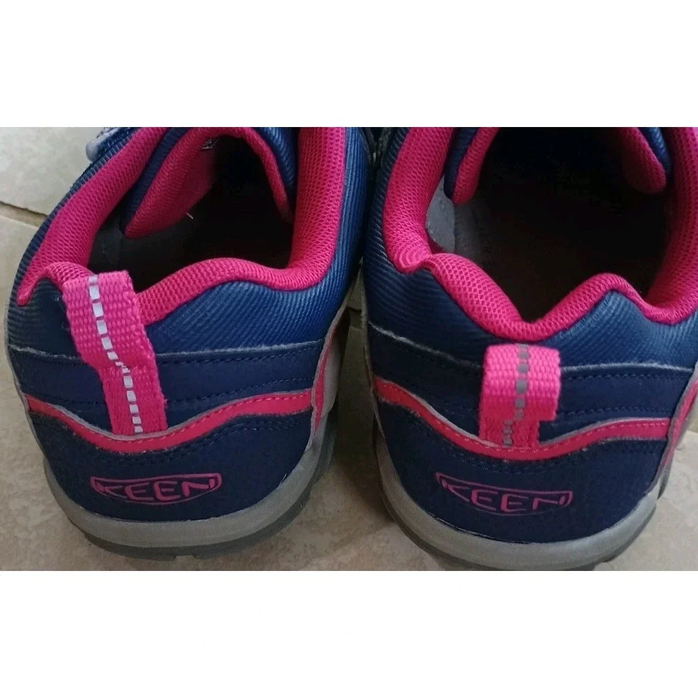 KEEN Knotch‎ Hollow Sneakers Water Shoes Washable Outdoor Blue Pink US 5